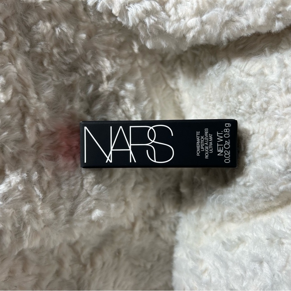 NARS POWERMATTE LIPSTICK # 132 DRAGON GIRL‎ 0.02oz / 0.8g. NEW IN BOX